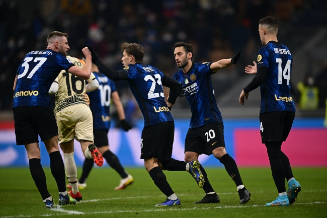 国安3-0河南！可怕的不是重夺足协杯冠军，而是球迷赛后的表态（国安3-0河南！真正令人心惊的不是再夺足协杯，而是球迷赛后的表态）