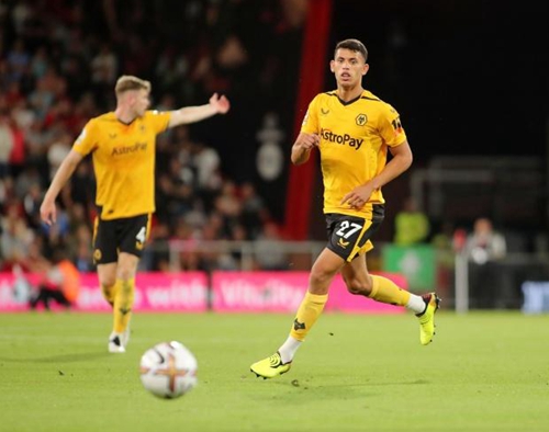 英超豪门又掉链子：3场不胜狂丢7分，争冠形势迅速恶化