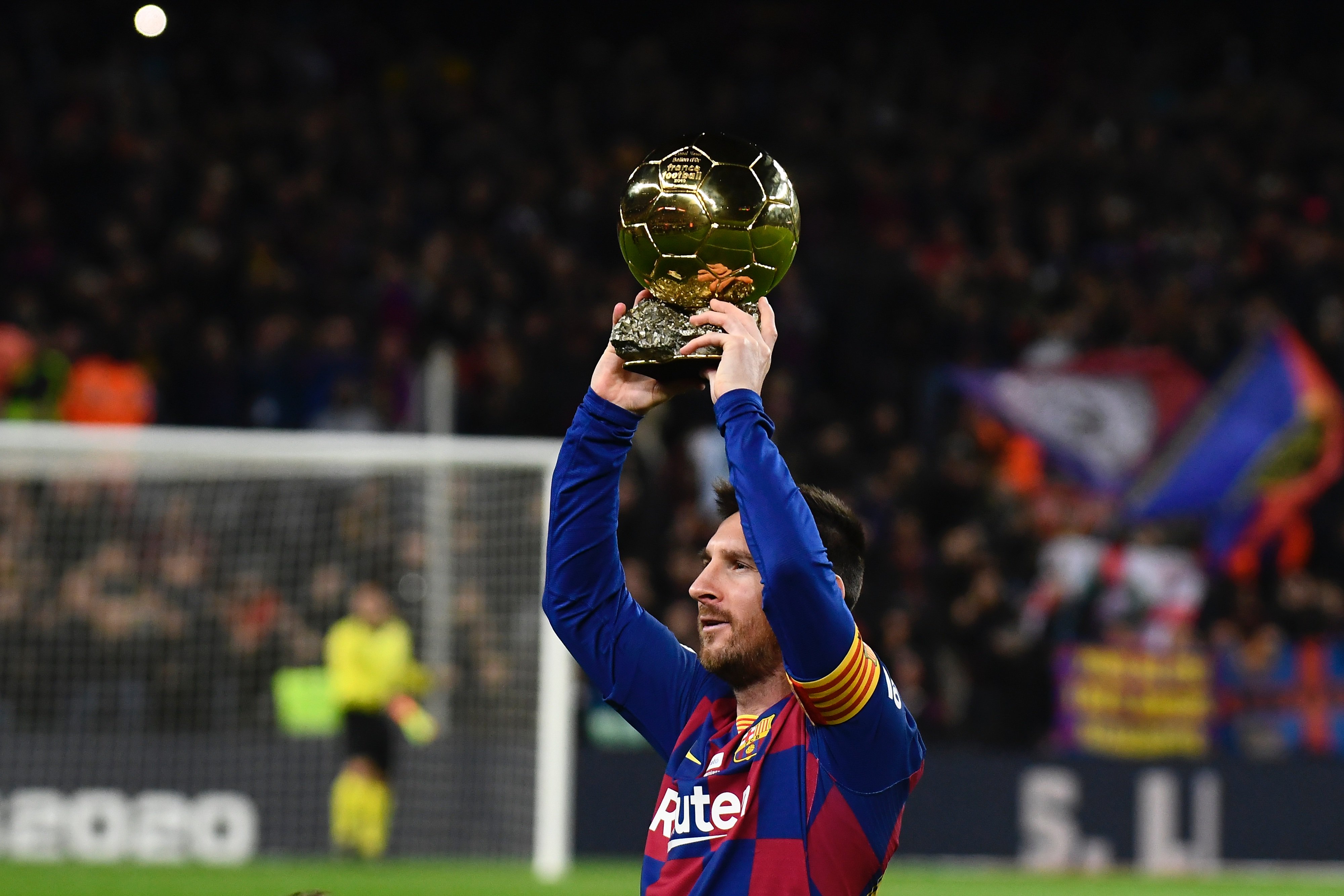 若出战圣保利，诺伊尔将追平伊梅尔并列德甲门将出场榜第2位