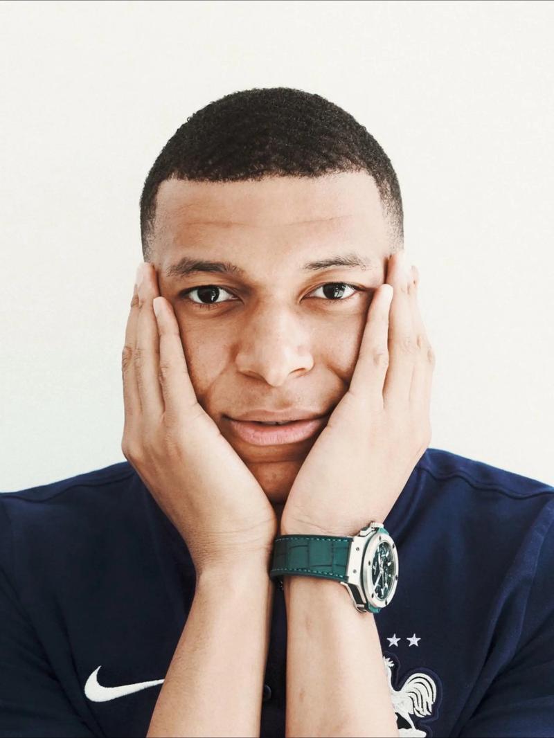 科瓦奇：我不是阿德耶米的父亲，需把精力放在联赛上（科瓦奇：我不是阿德耶米的家长，球队应将重心放在联赛）