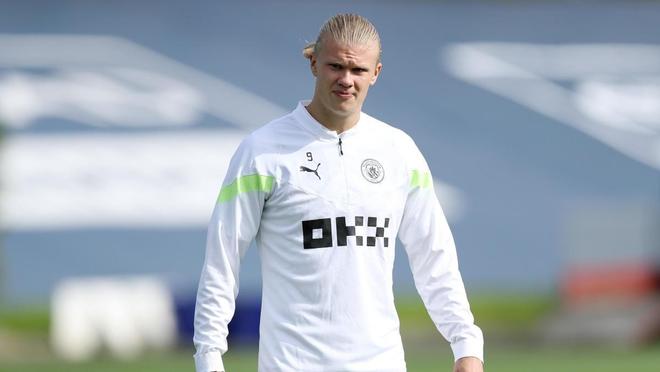 英媒：摩洛哥不让马兹拉维踢上轮英超，曼联对此感到愤怒（英媒曝：摩洛哥阻止马兹拉维参加上轮英超，曼联大为不满）