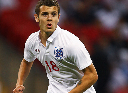 西媒：皇马冬季不会引援，高层认为阵容很强只是踢得不好（西媒：皇马冬窗按兵不动，高层称阵容够强，只是表现不佳）