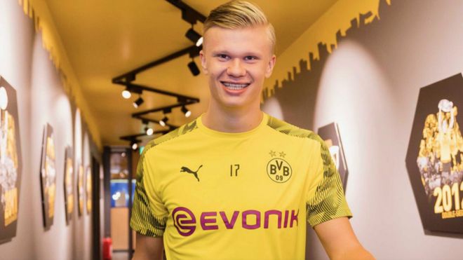 曼城客战水晶宫首发：哈兰德PK马特塔、福登在列，多库缺席（曼城客场战水晶宫首发出炉：哈兰德对决马特塔，福登在列，多库缺席）