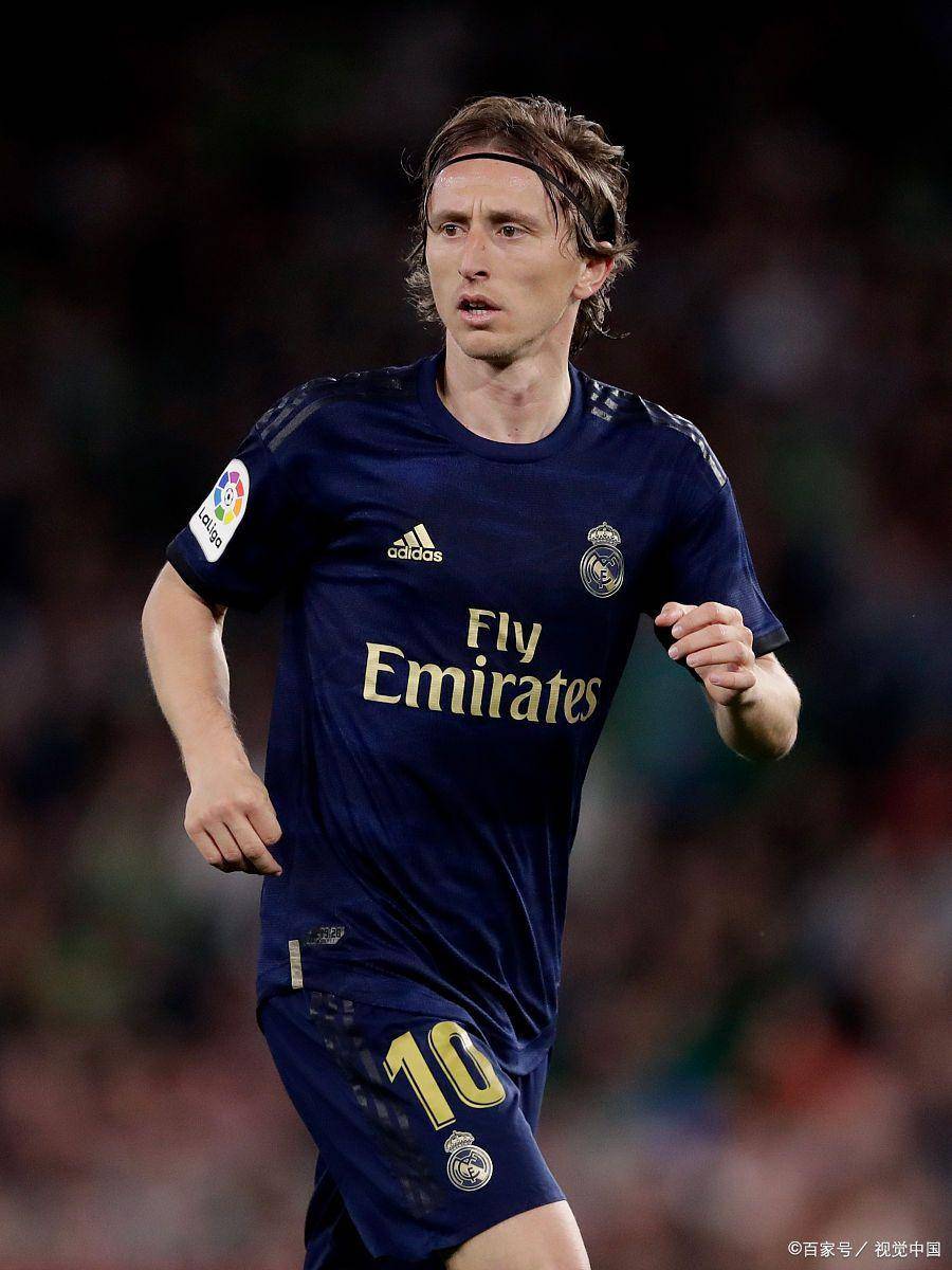 手感不错！东契奇首节6中4轻取10分