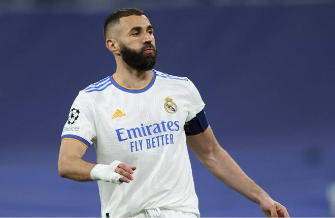 国米2025年颗粒无收：欧冠决赛惨败、意甲屈居亚军、意超杯遭点杀（国米2025年空手而归：欧冠决赛告负、意甲止步亚军、意超杯点球憾负）