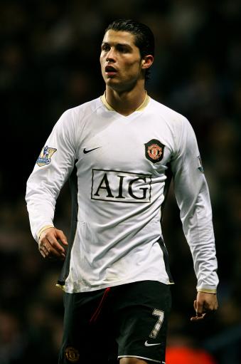 记者：萨拉赫确认不去客场踢欧冠，周末对阵海鸥回归（名记：萨拉赫确认缺席欧冠客场，周末战海鸥将回归）