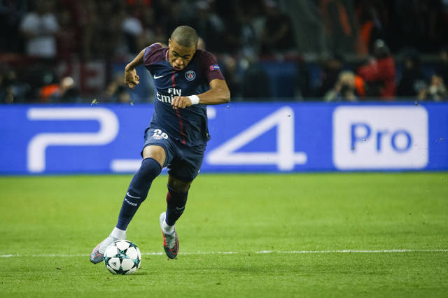 英超PK意甲！切尔西欧冠里程碑：终结3场不胜？18岁飞翼或创历史（英超对决意甲：切尔西冲击欧冠里程碑，力争止住三场不胜，18岁边锋有望改写纪录）