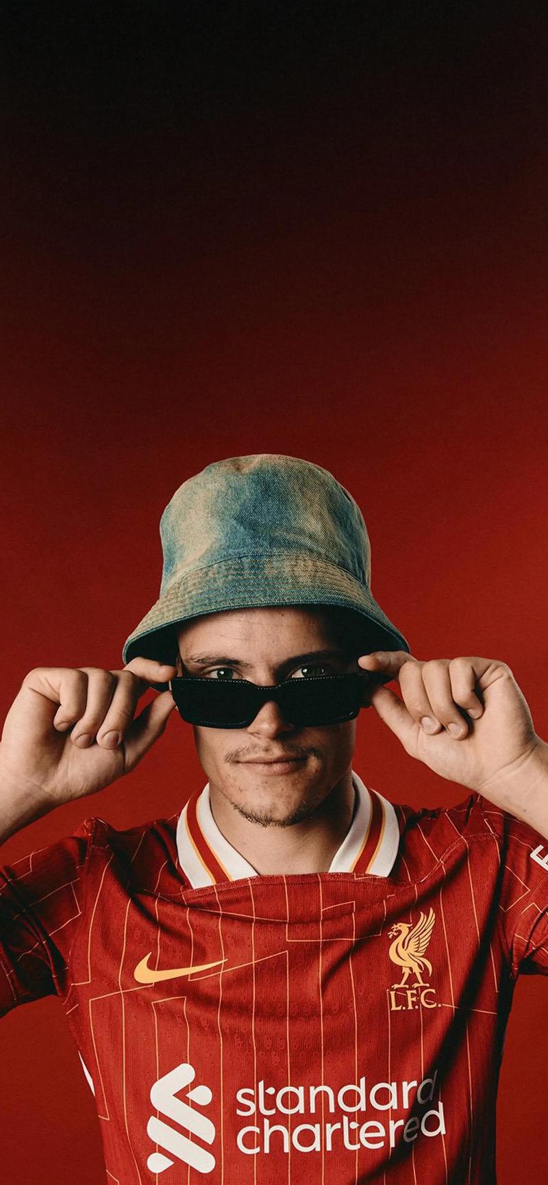 袁甲：成都个别球迷对阿奇姆彭种族歧视的行为必须严惩