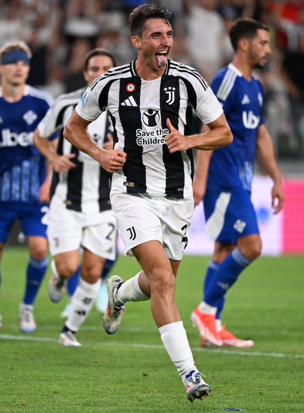 约罗：差点赢得点球？我想展现盘带，踢球就是为了这个